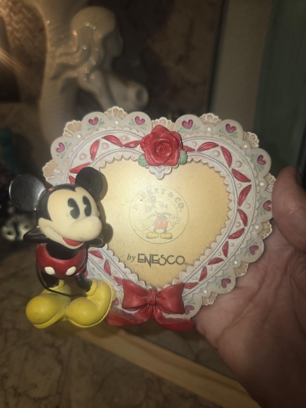 Disney Vintage Mickey & Minnie Heart Frame Set Tiny Chip On Rose On Minnie - Picture 2 of 4